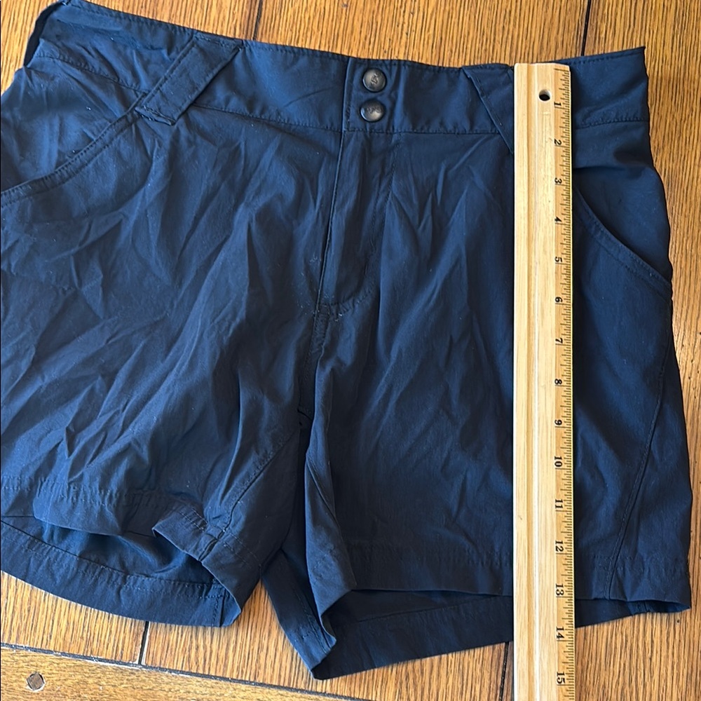 Columbia PGG Black Shorts - Picture 7 of 9